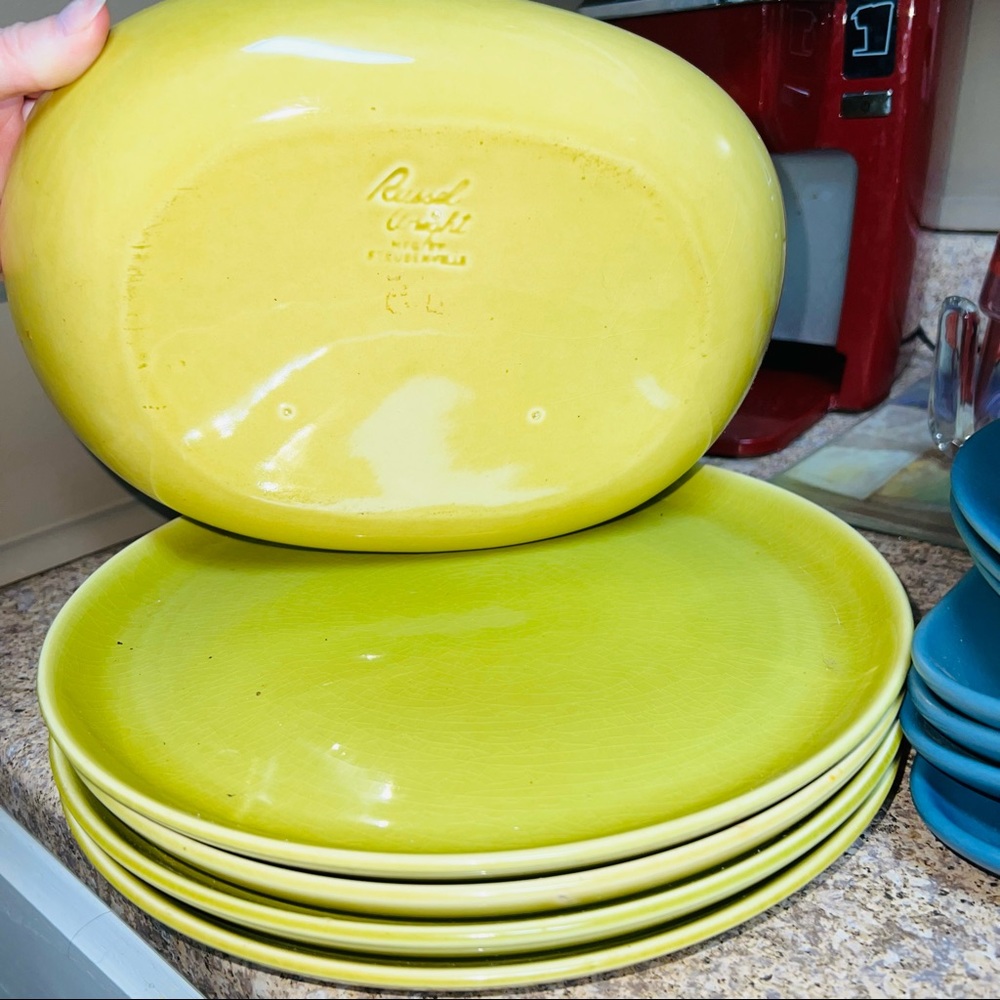 yellow dish set